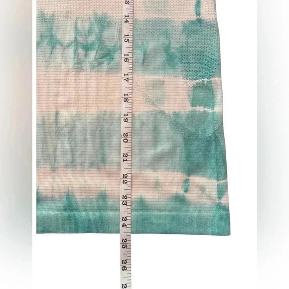 Lululemon Heathered Tranquil Blue Tie Dye Swiftly Tech Racerback Tank Size 4 - Picture 6 of 10